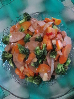 Foto resep Tumis Brokoli Wortel Sosis Saus Tiram