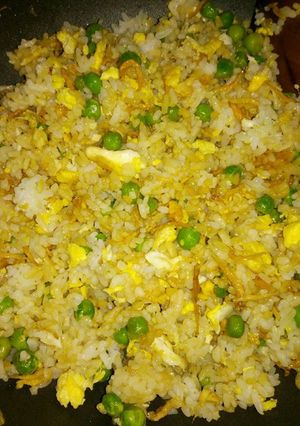 A picture of Nasi Goreng Teri (Anchovy Fried Rice).