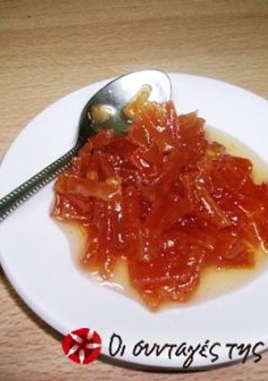 A picture of Quince spoon sweet.
