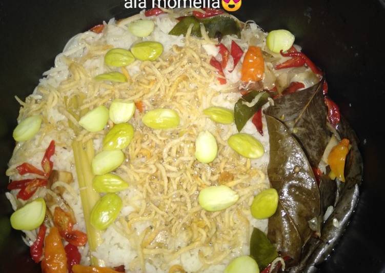 Nasi liwet magicom ala momella