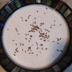 A picture of Zeera raita.