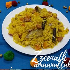 A picture of Kashmiri Fruit Pulao.