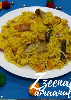 A picture of Kashmiri Fruit Pulao.