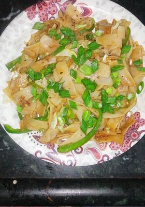 A picture of Spicy fettuccine pasta.