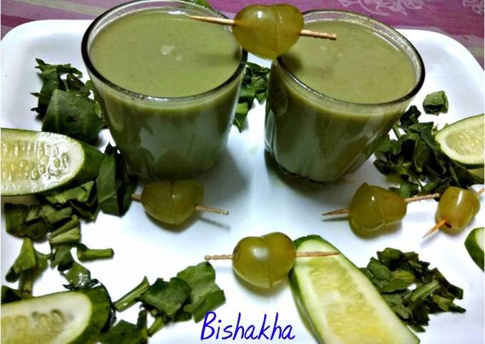 Simple Way to Prepare Homemade Healthy Green Smoothie