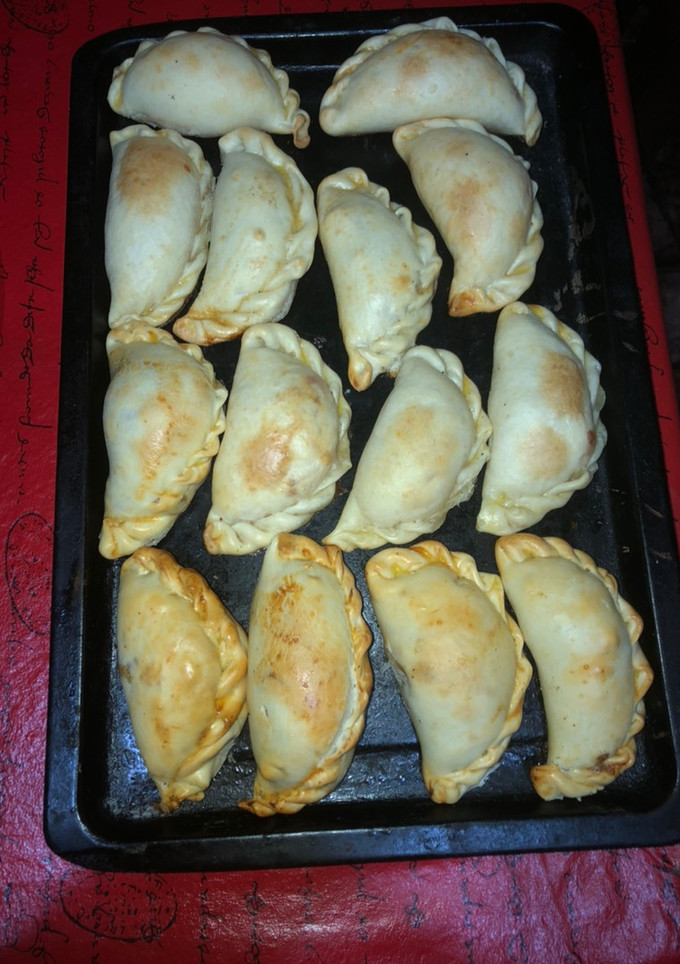 Una foto de Empanadas al horno con masa casera!!!