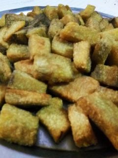 नमकपारे (Namakpare recipe in hindi) रेसिपी मुख्य फोटो