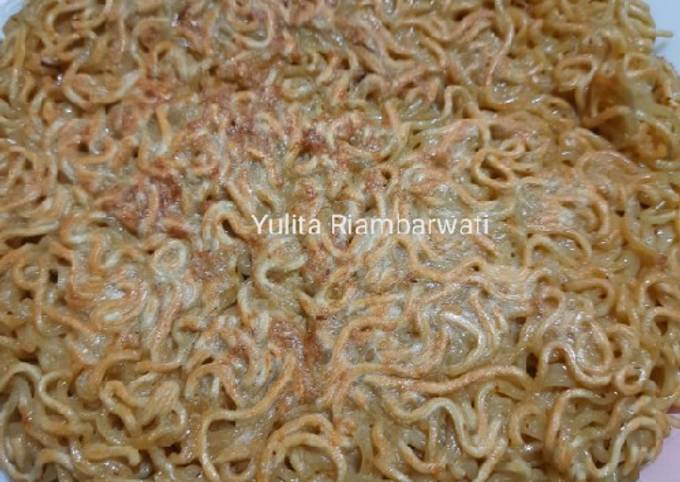 Bagaimana Menyiapkan 251. Mie Goreng Telur Dadar Teflon, Menggugah Selera