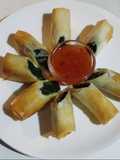 ปอเปี๊ยะผักโขมอบชีสทอด