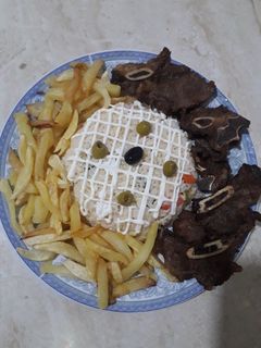 صورة لوصفة لحم مقلي مع بطاطا 😋😋