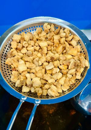 Hình của món Cách thắng tóp mỡ đơn giản bất bại.