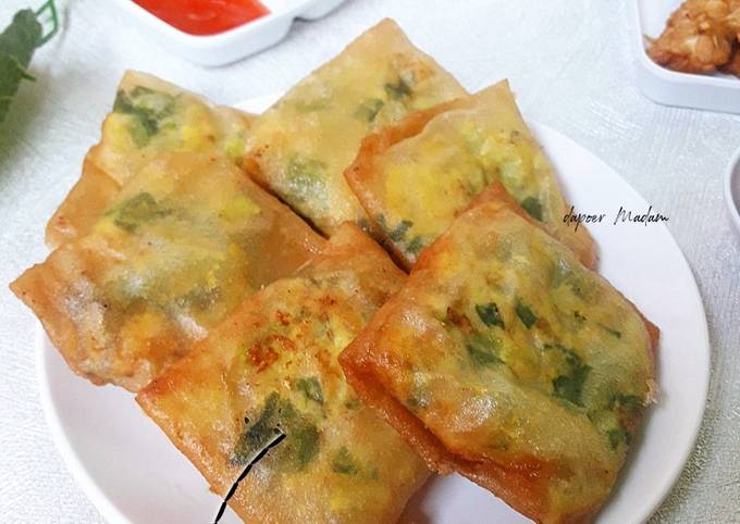 MARTABAK TELUR KARI AYAM (versi Kulit Lumpia)