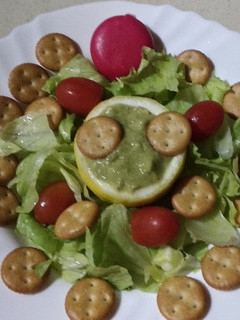 Una foto de Ensalada mejicana para niños y adultos divertidos