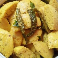 A picture of Bread Paneer Dhokla.