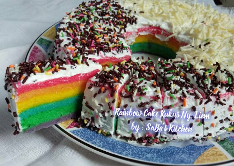 Cara Gampang Membuat 79. Rainbow Cake Kukus Ny.Liem, Enak Banget