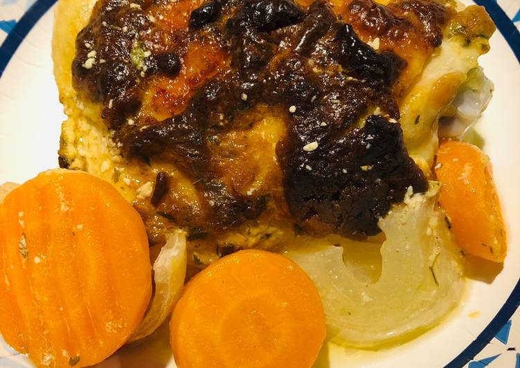 Steps to Prepare Perfect Roasted Dijon Chicken 🍗 with Carrots 🥕 and Onions 🧅