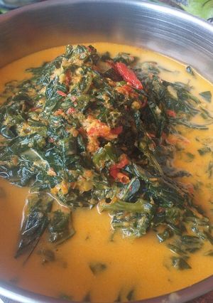 Foto resep Daun singkong santan