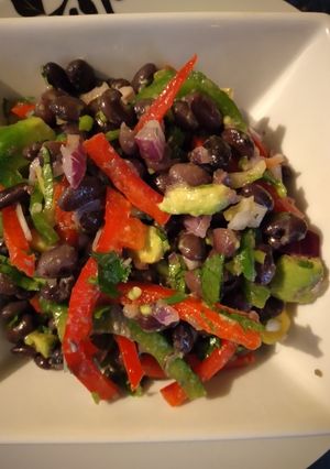 Una foto de Ceviche de porotos negros