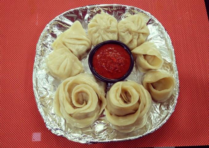 Chicken momos