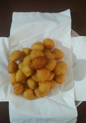 A picture of Moong daal balls.