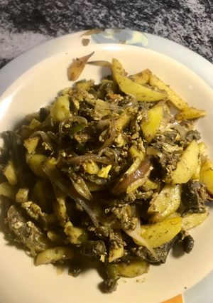 A picture of Stir Fried Irish Potatoes and Liver.