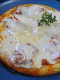 Una foto de Tortilla con chistorra y queso Gouda