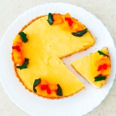 A picture of No Bake Mango Pie.