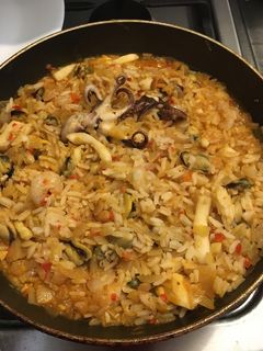 Una foto de Arroz con mariscos express
