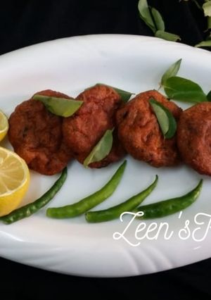 A picture of Chicken Shami Kababs.