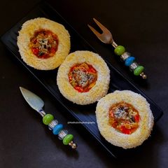 A picture of Cheesy Veggie Disk.