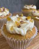 Gilded Christmas Orange Cupcakes