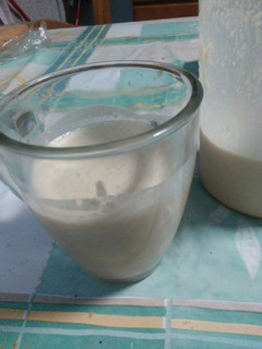 Una foto de Mi batido va hoy de crema de cacahuete