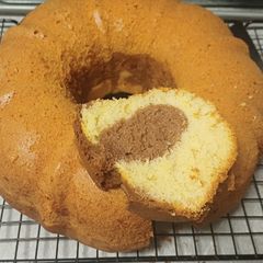 A picture of Marmer cake.
