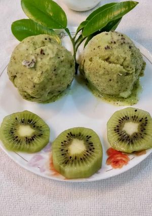 A picture of Kiwi Smooth balls.