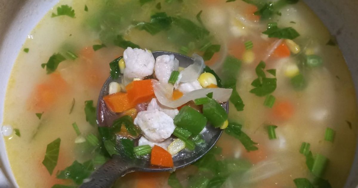 Sop ayam dan jagung manis