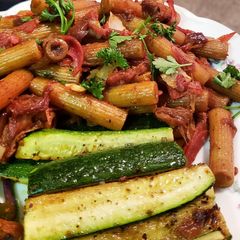 A picture of Spicy Roasted Tomato Ragu.
