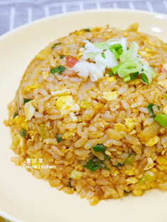 蕃茄蛋炒飯~~美味家常菜 的食譜成品照片
