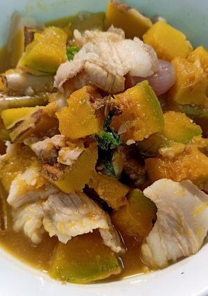 รูปของ แกงอ่อมฟักทองหมูสามชั้น (ปลาร้า)