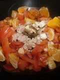 Atún natural con queso, tomate y cítricos