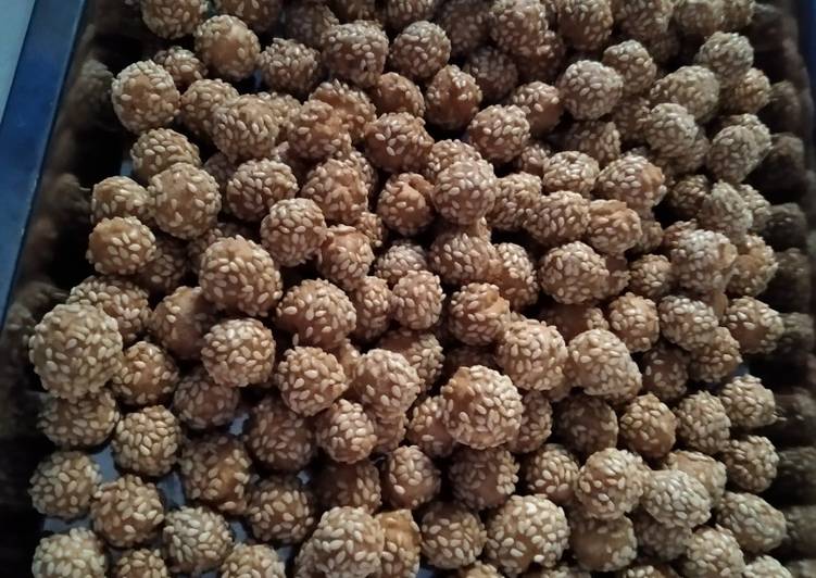 Resep Keciput  wijen (onde onde ceplis) | Cara Buat Keciput  wijen (onde onde ceplis) Yang Enak Banget