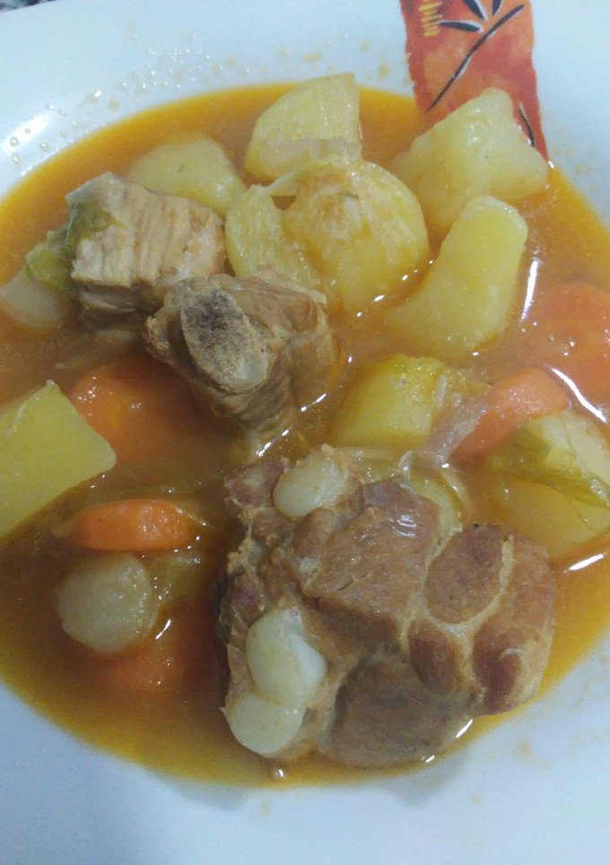 Una foto de Guiso de costillas de cerdo