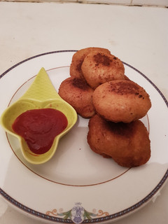 A picture of Bread ball.