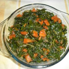 A picture of Carrot and spinach.