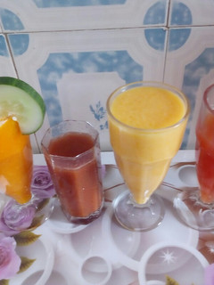 A picture of Smoothies and juice.