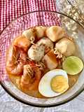 Mie instan kuah Tom yum
