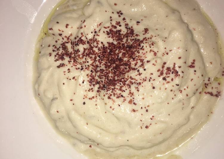 سلطه البطاطا بالطحينة والزبادي
