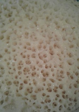 Une photo de Baghrir crêpe mille trous