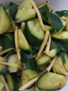 A picture of Quick pickle cucumber.