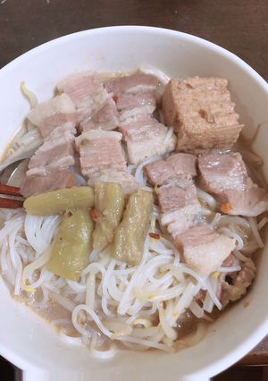 Hình của món Bún mắm ruốc.