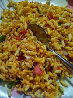 ભેળ (Bhel Recipe In Gujarati) રેસીપી મુખ્ય ફોટો